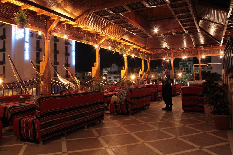 Captain Aqaba - Restoran