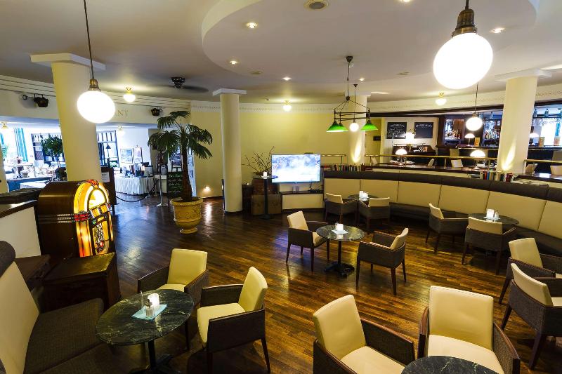 MAXX Hotel Jena - Lobi