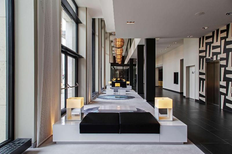 Steigenberger Airport Hotel Berlin - Lobi