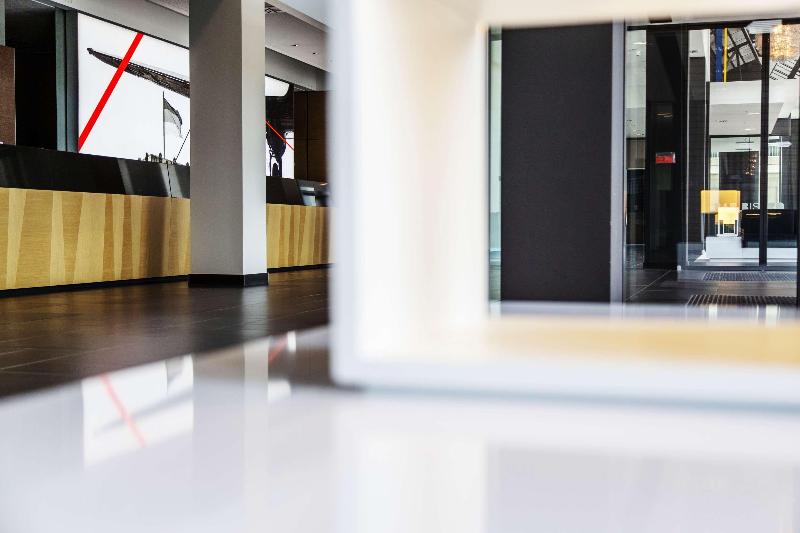 Steigenberger Airport Hotel Berlin - Lobi