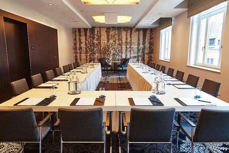 Steigenberger Icon Grandhotel Handelshof - Toplantı