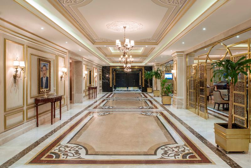 Elite World Van Hotel - Lobi