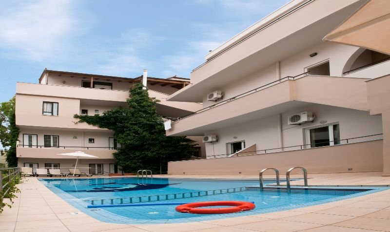 Zorbas Apartments - Genel