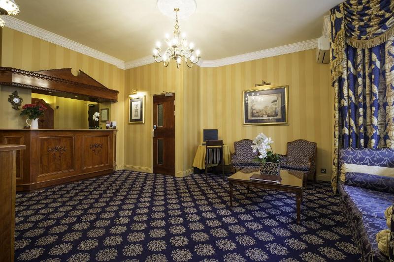 London Lodge Hotel - Lobi