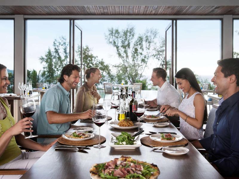Pullman Phuket Arcadia Naithon Beach - Restoran