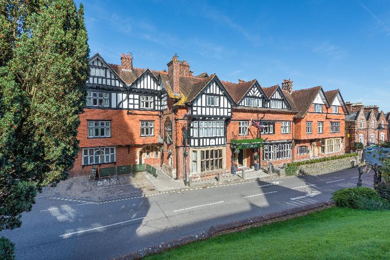 The Crown Manor House - Genel