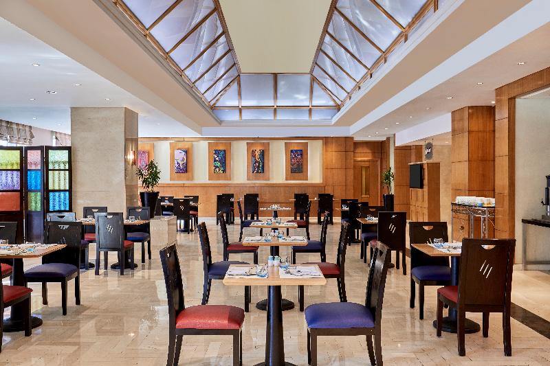 Holiday Inn Cairo - Citystars - Restoran