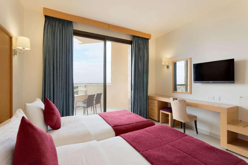 Ramada Resort Dead Sea - Oda