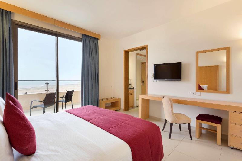 Ramada Resort Dead Sea - Oda