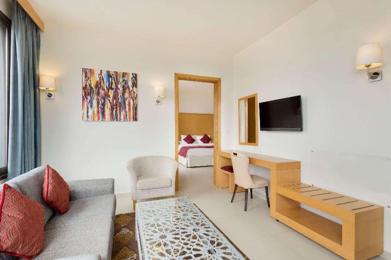 Ramada Resort Dead Sea - Oda