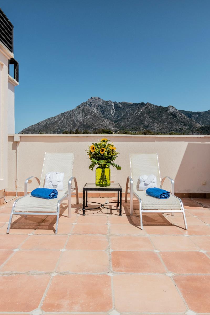Guadalpin Suites - Oda