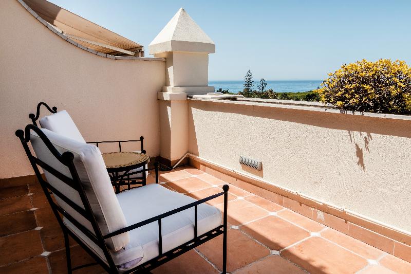 Guadalpin Suites - Oda