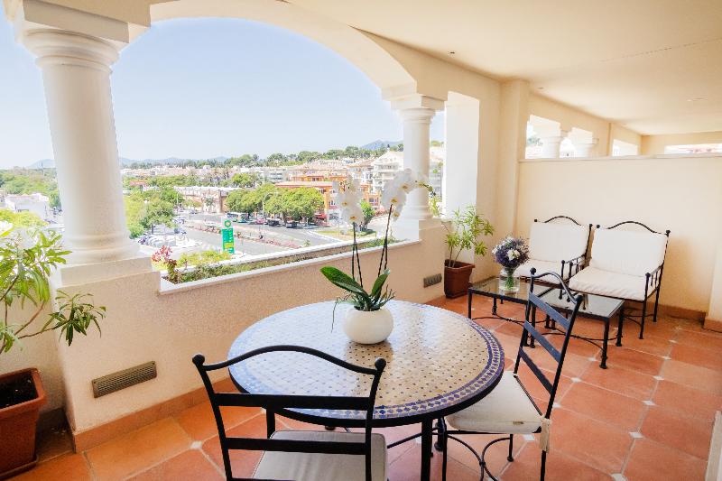 Guadalpin Suites - Oda