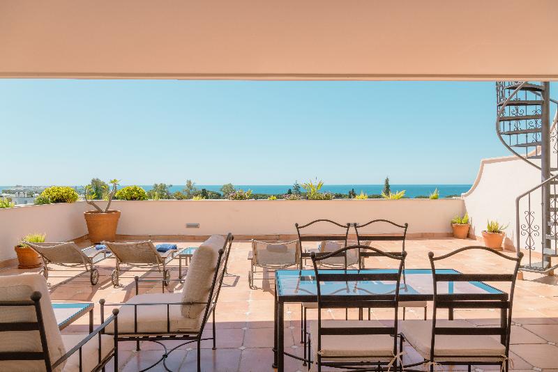 Guadalpin Suites - Oda