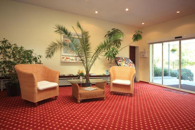Seegarten Hotel Restaurant - Lobi