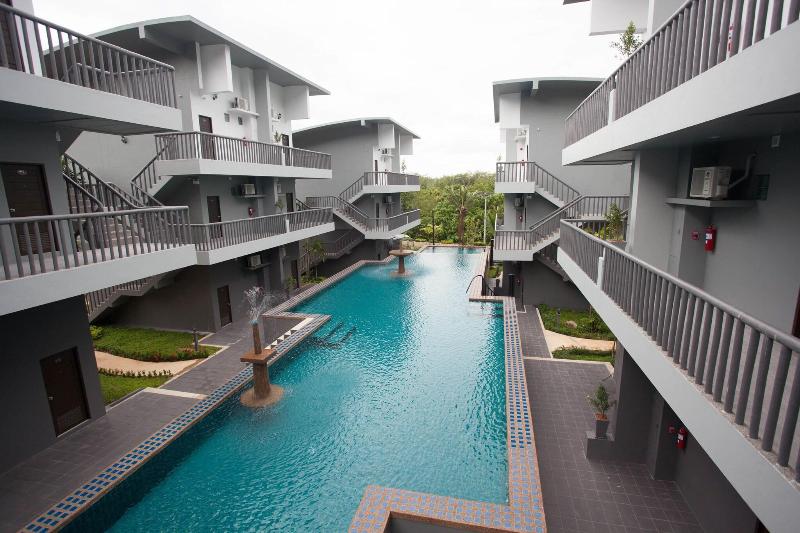 Arawan Krabi Beach Resort - Havuz