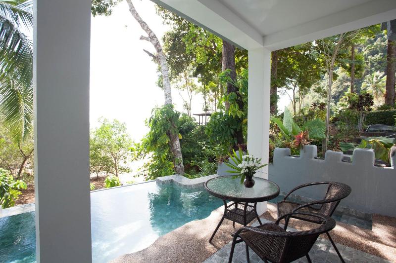 Arawan Krabi Beach Resort - Havuz