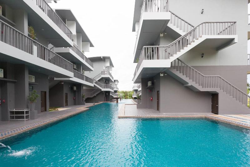Arawan Krabi Beach Resort - Havuz
