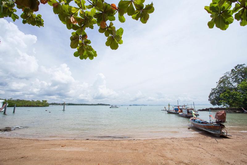 Arawan Krabi Beach Resort - Plaj