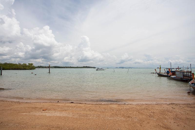 Arawan Krabi Beach Resort - Plaj
