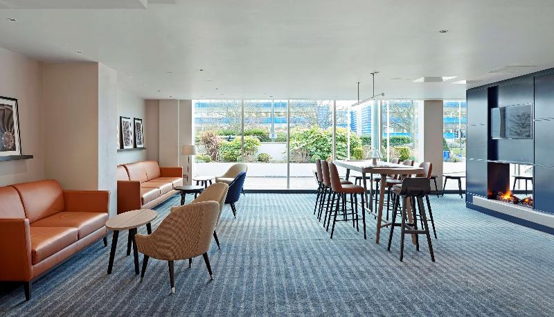 Hyatt Place London Heathrow Airport - Lobi