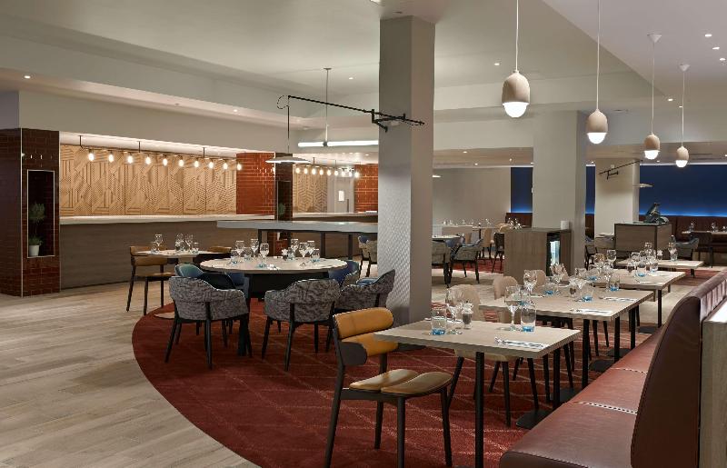 Hyatt Place London Heathrow Airport - Lobi