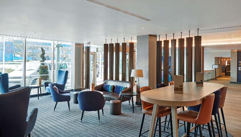 Hyatt Place London Heathrow Airport - Lobi