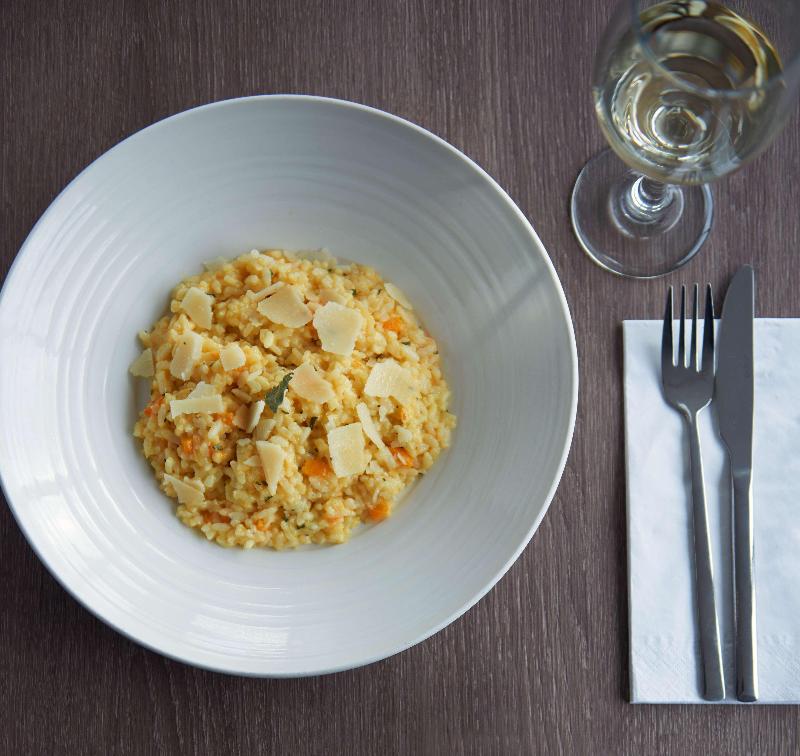Hyatt Place London Heathrow Airport - Restoran