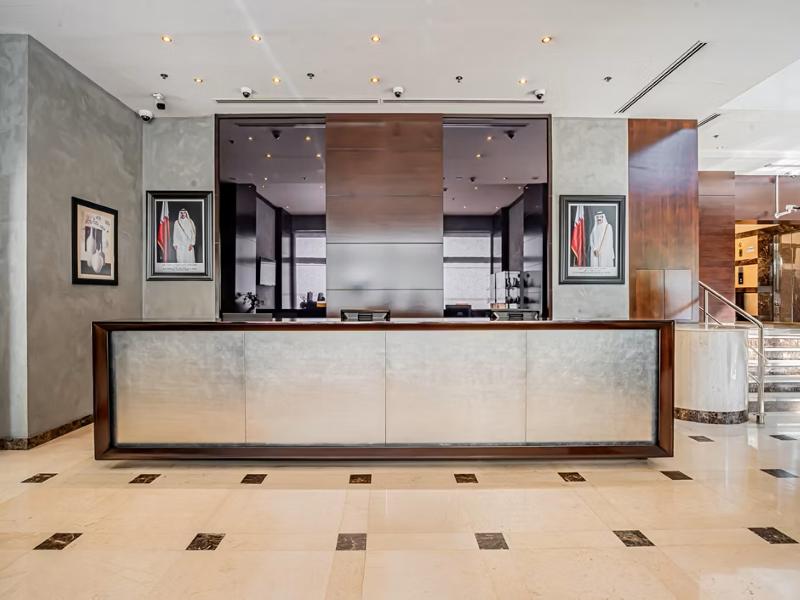 Central Hotel Doha by IHG - Lobi