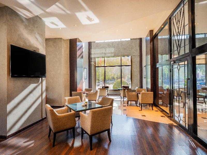 Central Hotel Doha by IHG - Genel