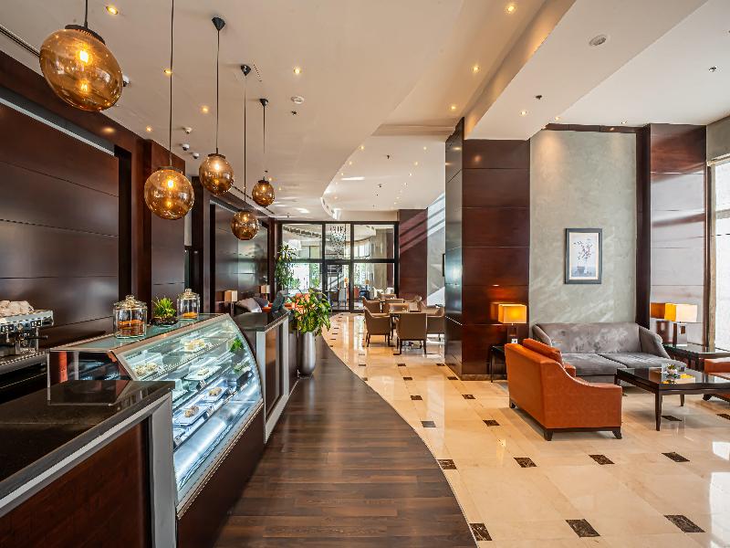 Central Hotel Doha by IHG - Restoran