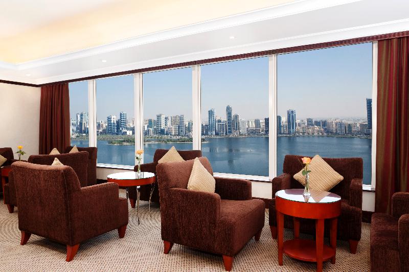 Corniche Hotel Sharjah - Restoran