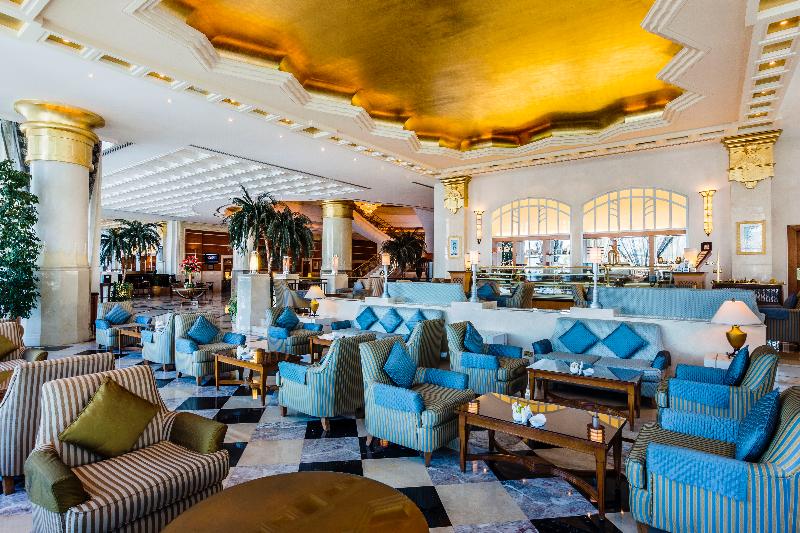 Corniche Hotel Sharjah - Restoran