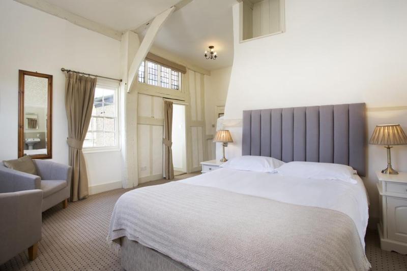 The George Hotel - Genel