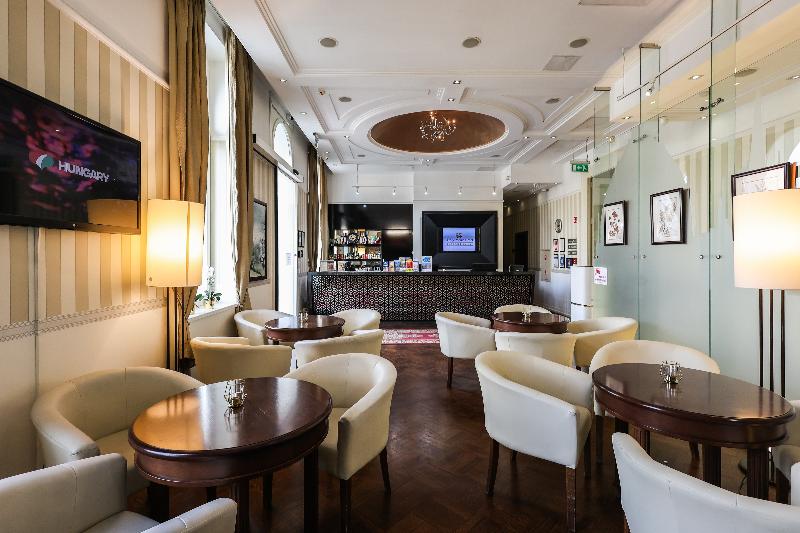 Mirage Medic Hotel - Lobi
