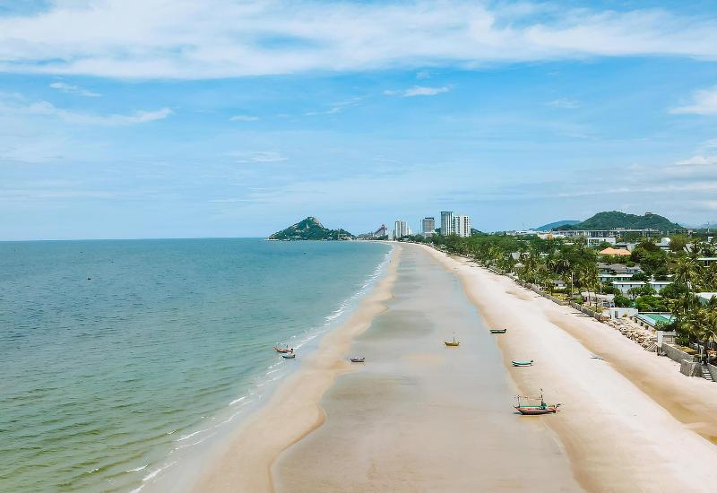Marrakesh Huahin Resort & Spa - Plaj