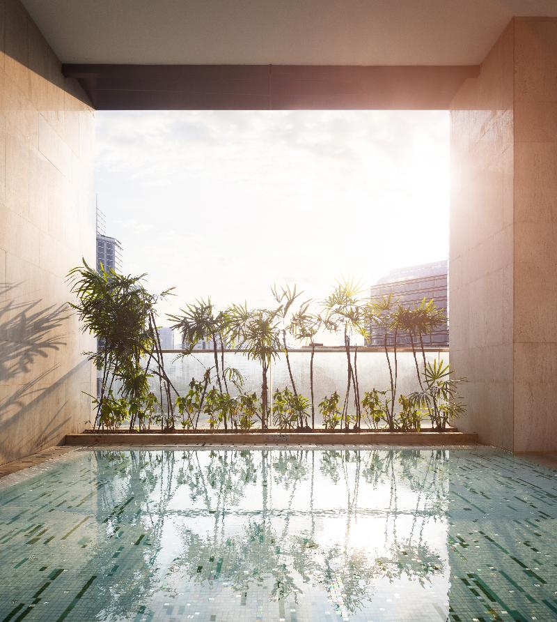Oriental Residence Bangkok - Havuz