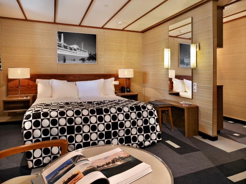 SS Rotterdam by Westcord Hotels - Oda