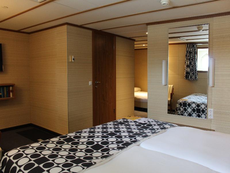 SS Rotterdam by Westcord Hotels - Oda