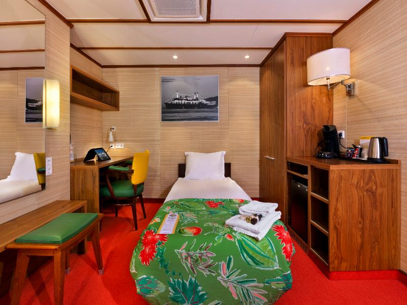 SS Rotterdam by Westcord Hotels - Oda