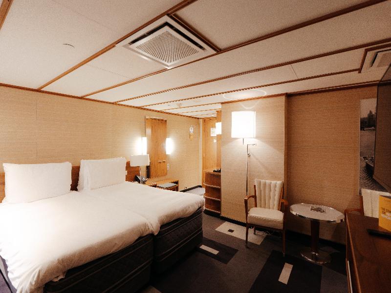 SS Rotterdam by Westcord Hotels - Oda