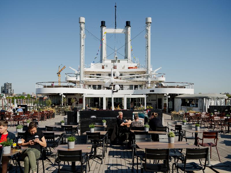 SS Rotterdam by Westcord Hotels - Teras