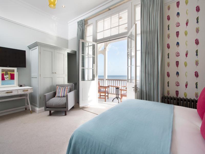 Royal Hotel - Genel