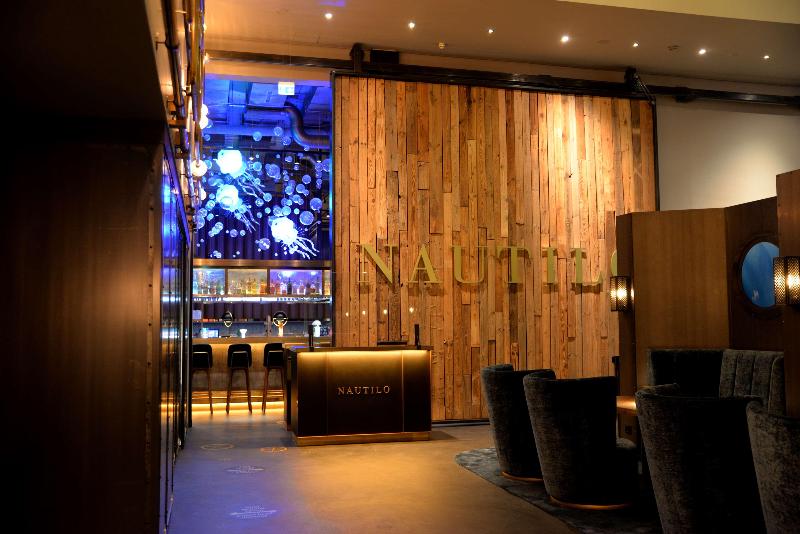 Radisson Blu Senator Hotel - Lobi