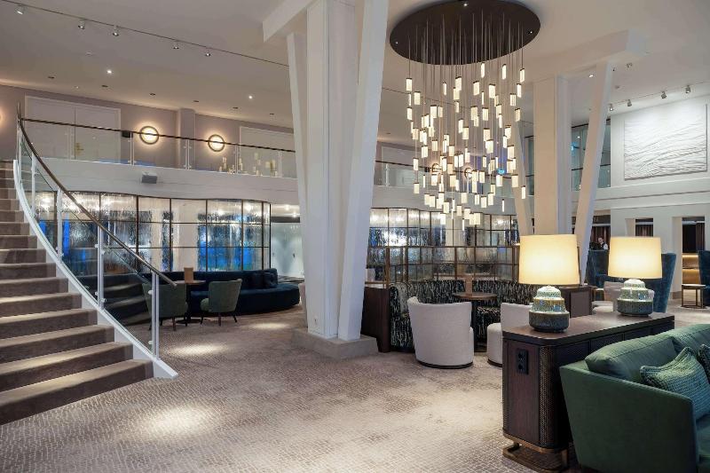 Radisson Blu Senator Hotel - Lobi