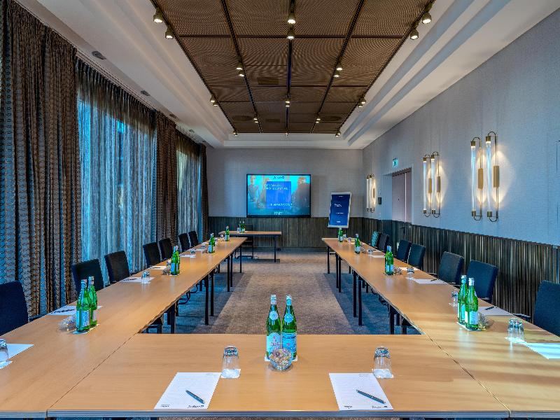 Radisson Blu Senator Hotel - Toplantı