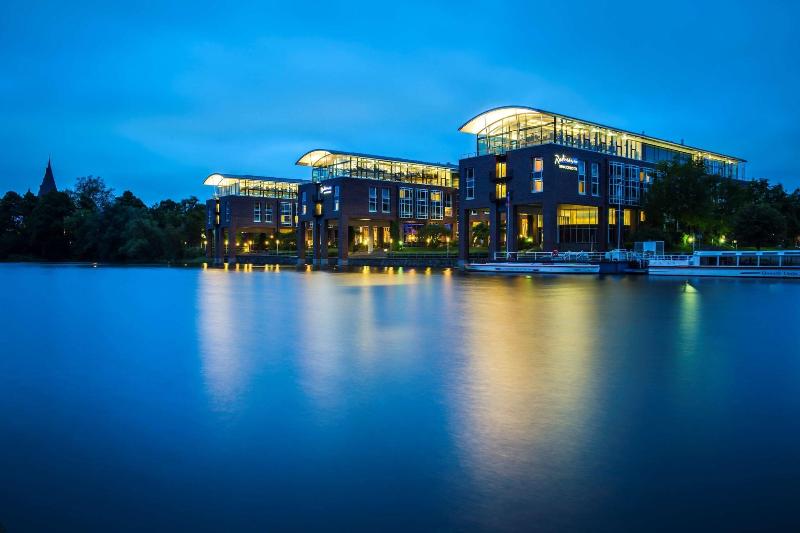 Radisson Blu Senator Hotel - Genel
