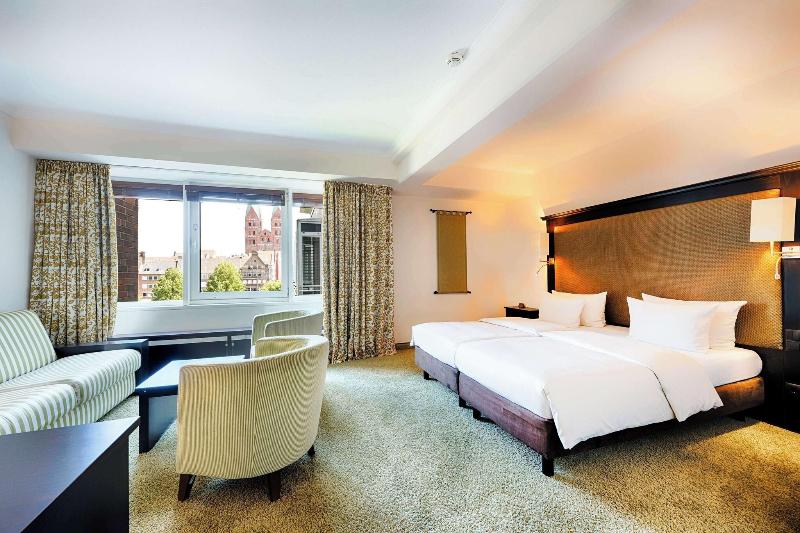 Radisson Blu Senator Hotel - Oda