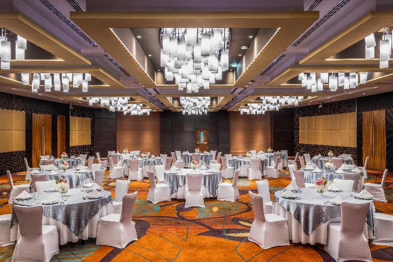 Crowne Plaza Doha-The Business Park - Toplantı