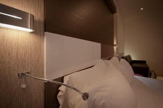 Genius Downtown Hotel